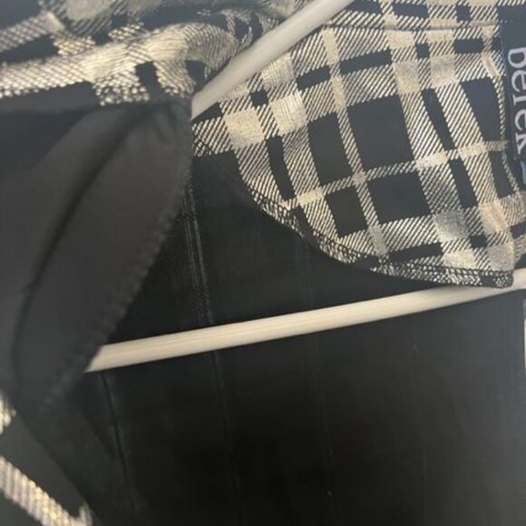 Berek Women's Plaid Blazer Jacket Metallic Black & gold elegant formal jacket - Picture 5 of 8